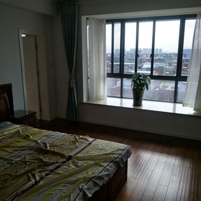 第九园 5室2厅4卫 244m&sup2;