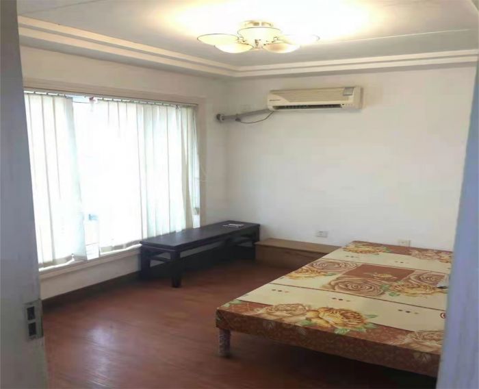 学田东苑 3室2厅1卫 143.00m&sup2;