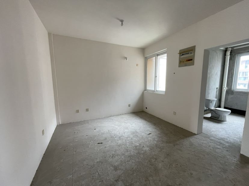 天龍逸園 2室1厅1卫 86m&sup2;