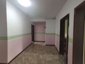 新港花苑 5室1厅2卫 135m&sup2;