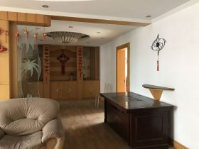 金鑫苑 3室2厅1卫 128m&sup2;