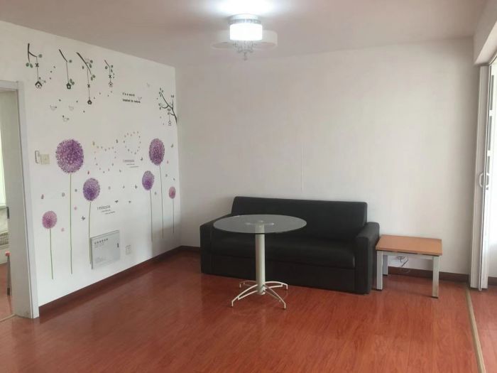新城小区 5室3厅2卫 136m&sup2;