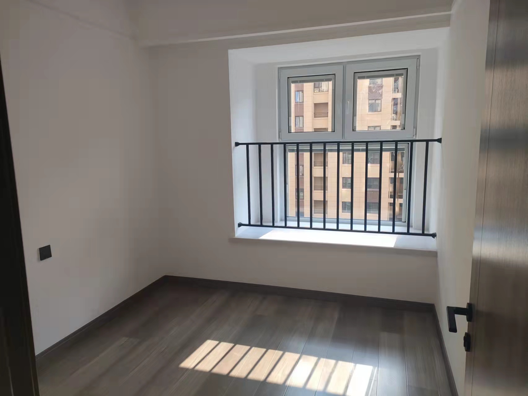 世茂云锦 3室2厅2卫 124m&sup2;