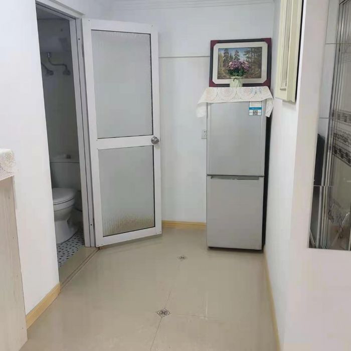 金贸公寓 4室2厅2卫 136.00m&sup2;