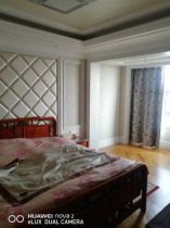 景华城 5室2厅3卫 311.77m&sup2;