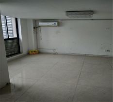 鸿运大厦 3室2厅1卫 128m&sup2;