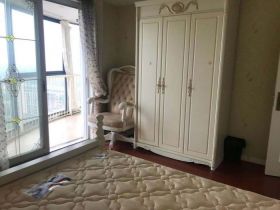七星花园 3室2厅2卫 144m&sup2;