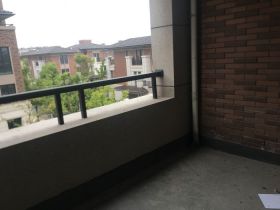 山水壹号 2室2厅1卫 92m&sup2;