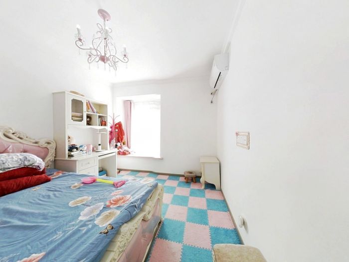 中海碧林湾 4室2厅2卫 126.00m&sup2;