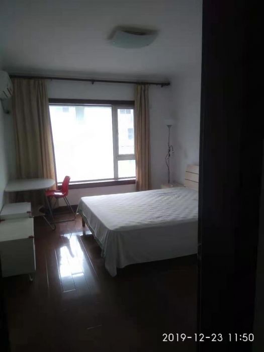 天安花园 4室2厅3卫 238m&sup2;