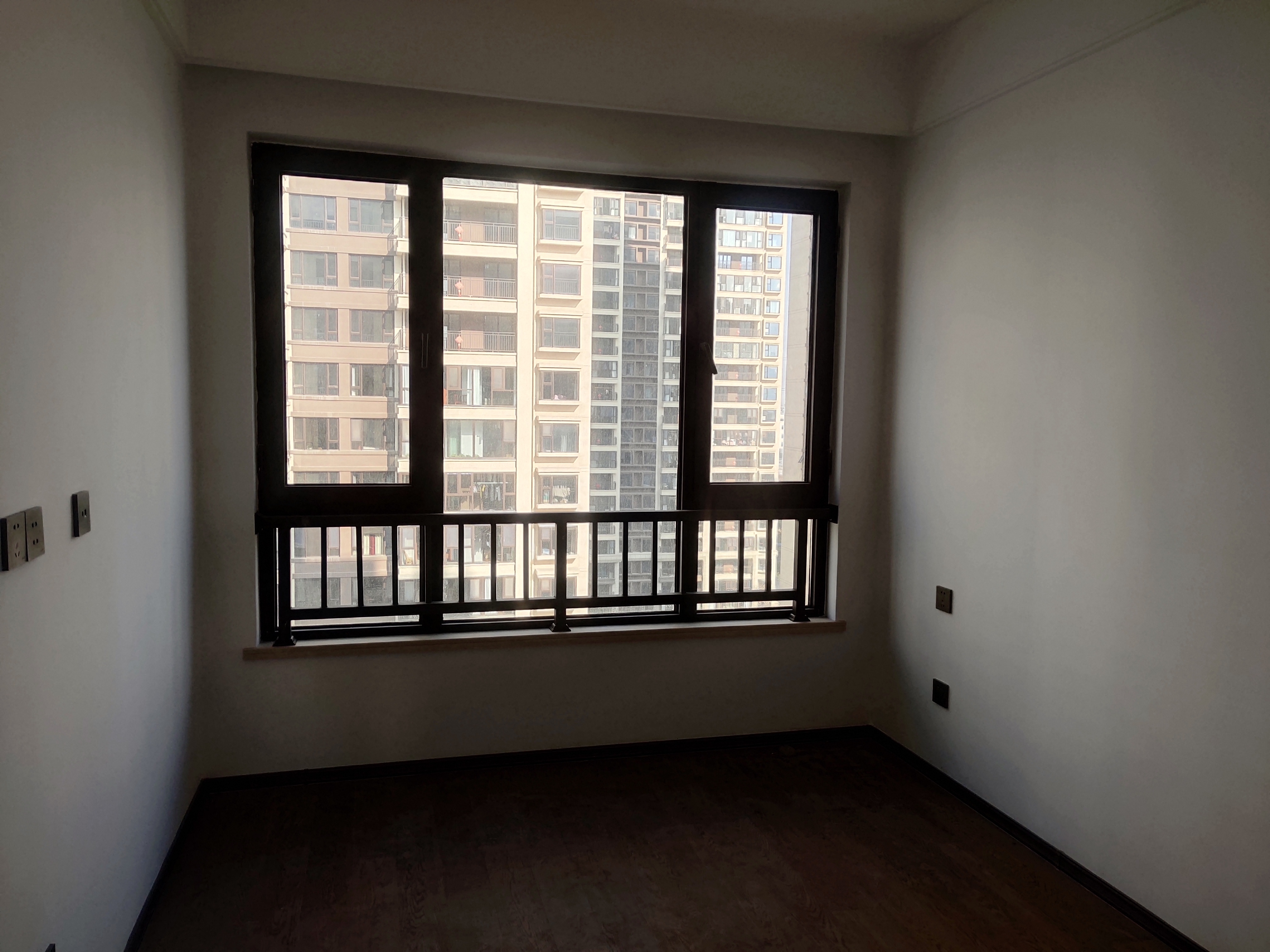 春风南岸东园 3室2厅2卫 136.00m&sup2;