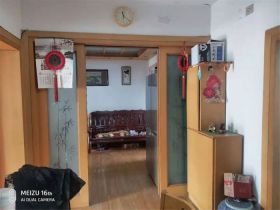 易家桥新村 3室2厅1卫 88m&sup2;