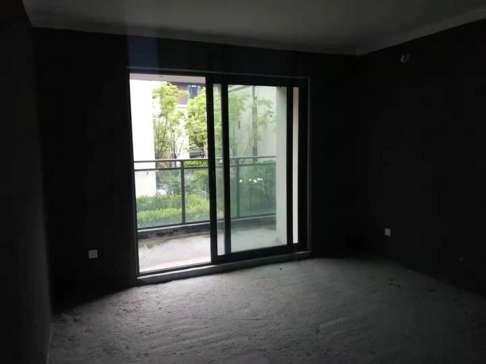 万科翡翠东第 4室2厅2卫 300.00m&sup2;