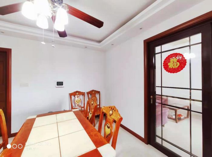 德诚&middot;翰景园 3室1厅1卫 115m&sup2;