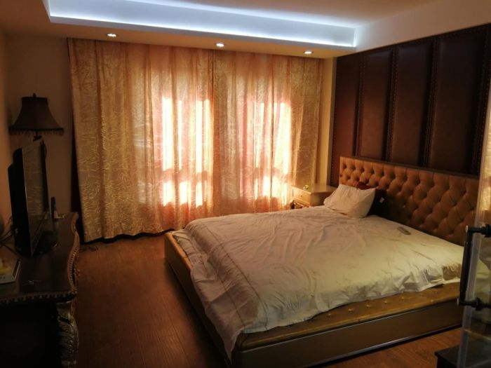 友谊嘉御龙庭 4室2厅2卫 160m&sup2;