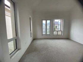 顺发御园 4室2厅4卫 249m&sup2;