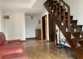 苏东花苑 3室2厅2卫 135m&sup2;