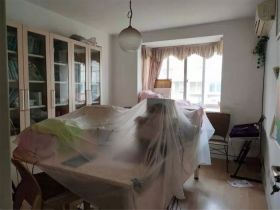 春晖花园 5室2厅2卫 130m&sup2;
