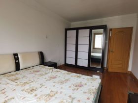 德民花苑 5室2厅2卫 220m&sup2;