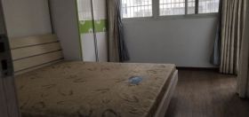 世纪新城 3室2厅1卫 82.00m&sup2;