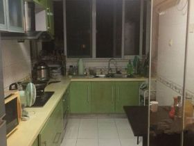 外滩小区 3室2厅1卫 90m&sup2;
