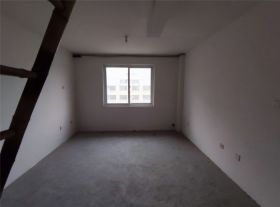 世家花园 3室2厅1卫 120m&sup2;