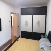 金鑫苑 5室2厅2卫 170m&sup2;