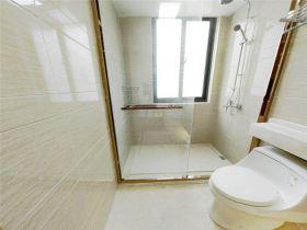 中南世纪花城三期 4室2厅2卫 138m&sup2;