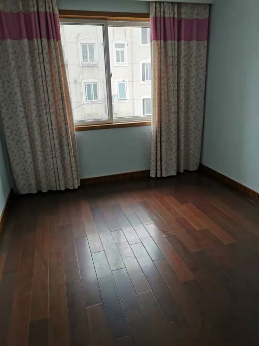 怡安花苑 3室2厅1卫 125m&sup2;