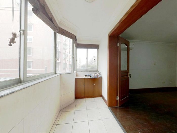 阳光花园 3室2厅1卫 124.86m&sup2;