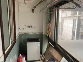 太阳鑫城 2室1厅1卫 79.68m²