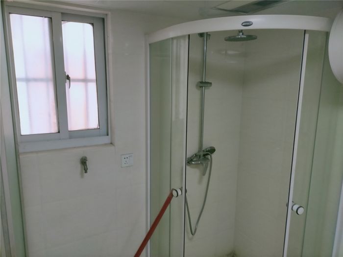 鸿运大厦 2室1厅1卫 51.15m&sup2;
