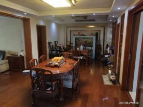 和丰北城锦居 3室2厅1卫 135.66m&sup2;