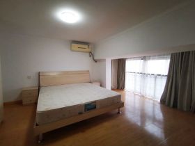 金海岸国际广场 4室1厅2卫 106m²
