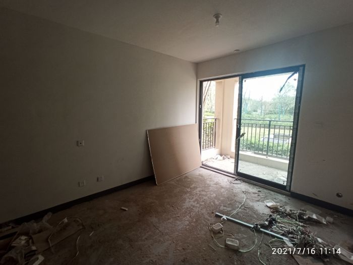 绿地新里城 3室2厅1卫 91m&sup2;