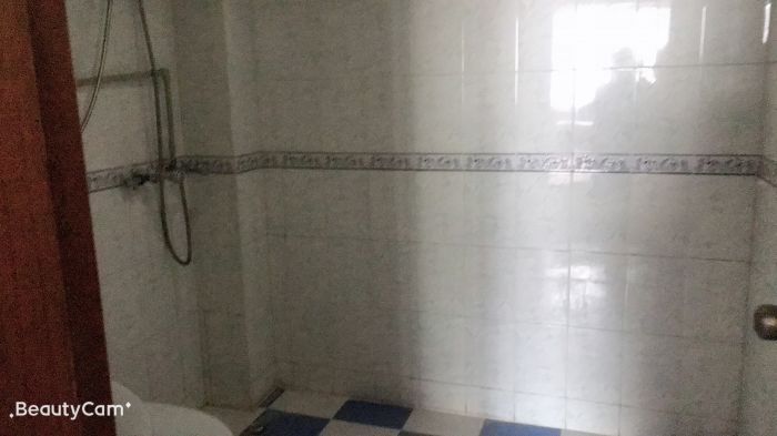 华侨花苑 4室1厅2卫 140m&sup2;