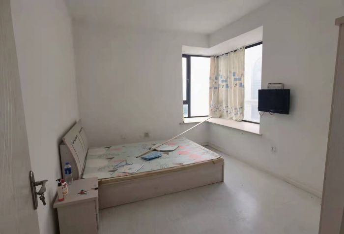 中南世纪城北区 3室2厅2卫 150m&sup2;