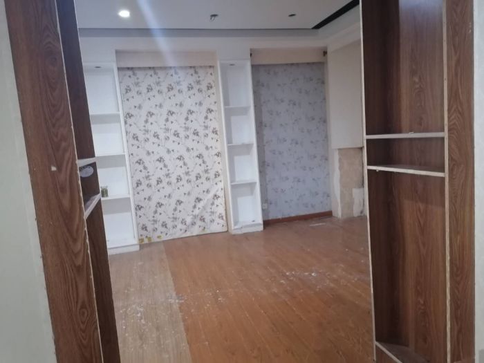 鸿运大厦 1室1厅1卫 40m&sup2;