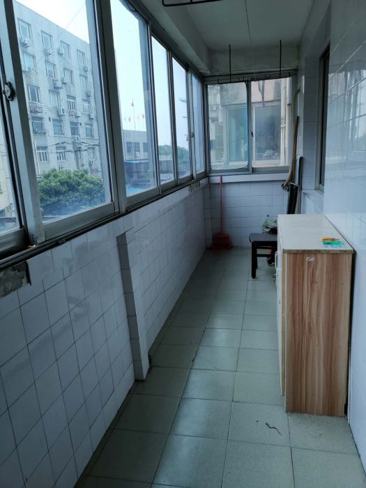 濠东路51号小区 2室2厅1卫 80m&sup2;