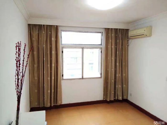 新桥新村 1室1厅1卫 37m&sup2;