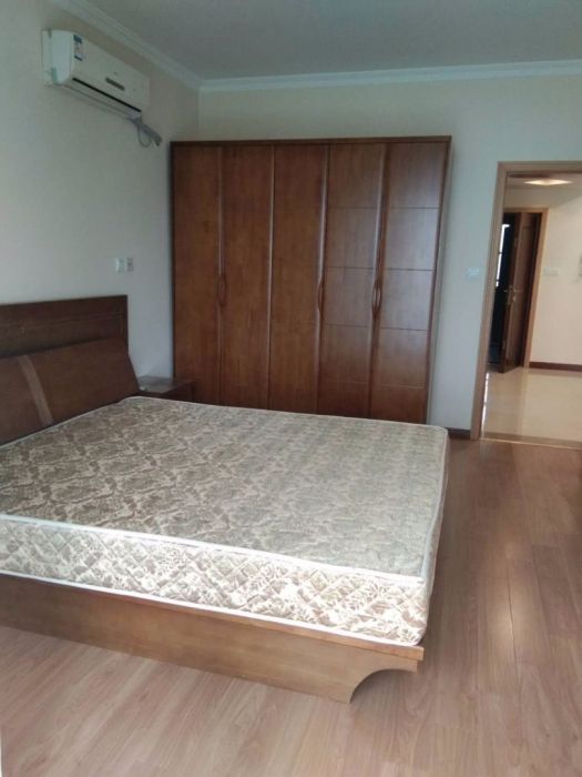 七星花园 2室2厅1卫 108m&sup2;