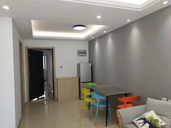 云樾东方 3室2厅1卫 95m&sup2;