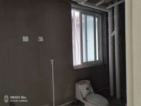 惠泽苑 2室厅卫 81m&sup2;