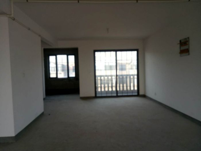 南通壹城水清木华 4室2厅2卫 240m&sup2;