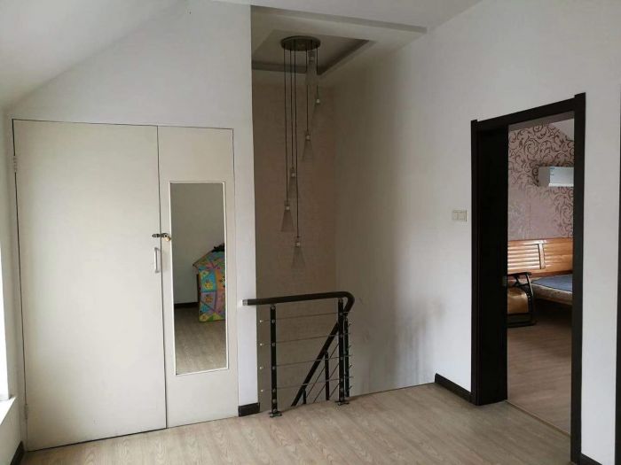 永兴花苑 3室1厅2卫 150m&sup2;