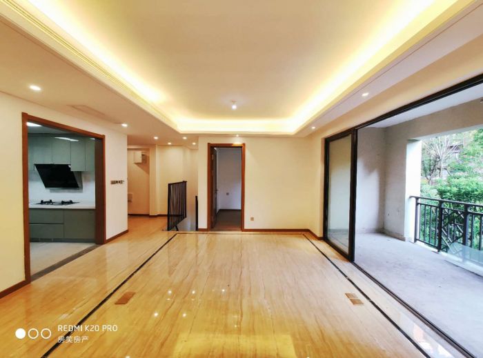 佳期漫 5室2厅1卫 269m&sup2;