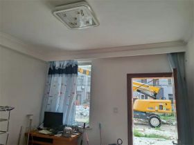 易家桥新村 2室1厅1卫 70m&sup2;