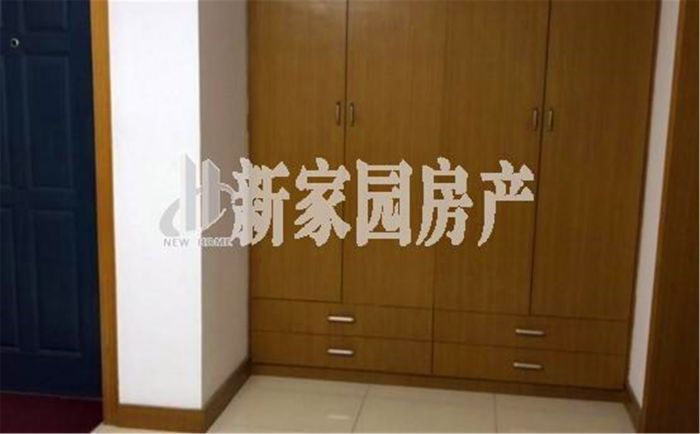 秦灶新村 2室1厅1卫 82m&sup2;
