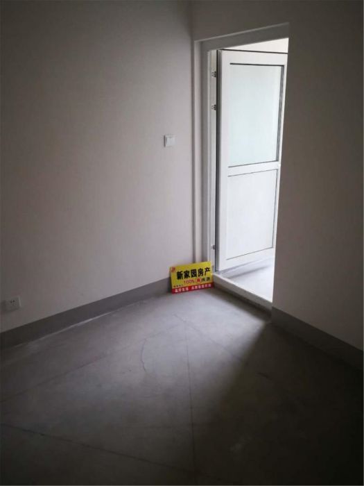 临江家园 3室1厅1卫 119.65m&sup2;