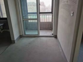 红星嘉苑 3室2厅2卫 131m&sup2;